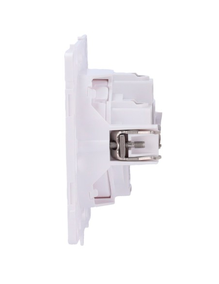 ENCHUFE BÁSICO TIPO F - ALIMENTACIÓN 250 V AC 50/60 HZ - HASTA 3.6 KW (CARGA RESISTIVA A 250 V) - PROTECCIÓN CONTRA POLVO Y SALP