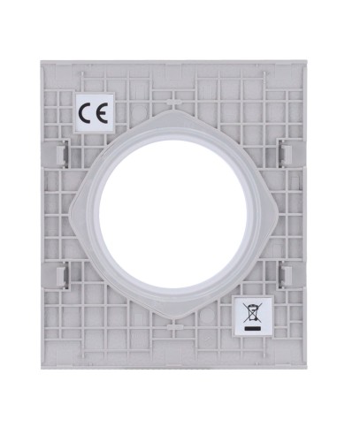 TAPA CENTRAL PARA ENCHUFE BÁSICO TIPO F - COMPATIBLE CON AJ-OUTLETCORE-BASIC - PROTECCIÓN CONTRA POLVO, SALPICADURAS, OBJETOS -