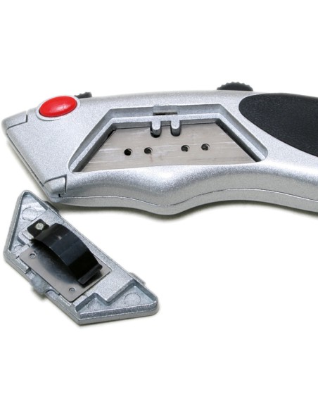 CÚTER PROFESIONAL MANGO METÁLICO HRV6112