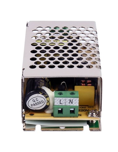 FUENTE DE ALIMENTACIÓN CONMUTADA - ENTRADA AC 100~240 V - SALIDA DC 12 V / 2,5 A (30W) - SALIDA REGULABLE 11,4~12,6 V - PROTEGID